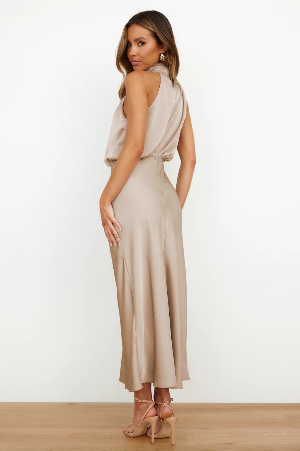 Carlina™ - Long Satin Dress with Halter Neck