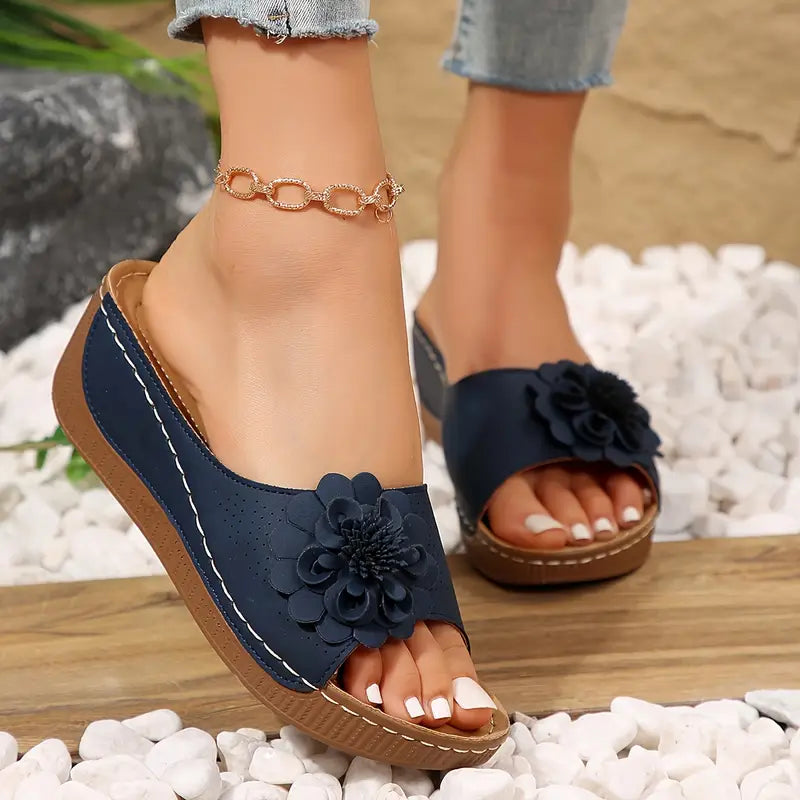 Belle™ - Orthopaedic Sandals with Floral Pattern