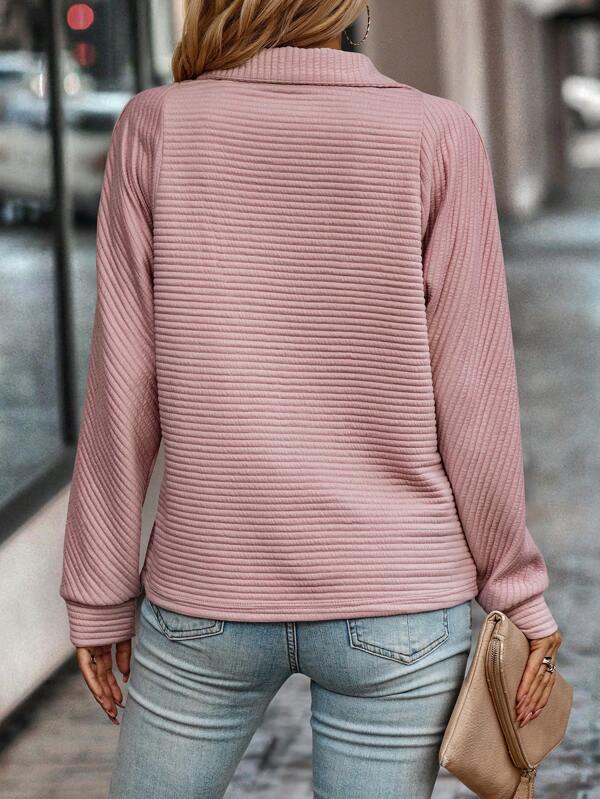 Viola - Elegant Jumper with V-Neck