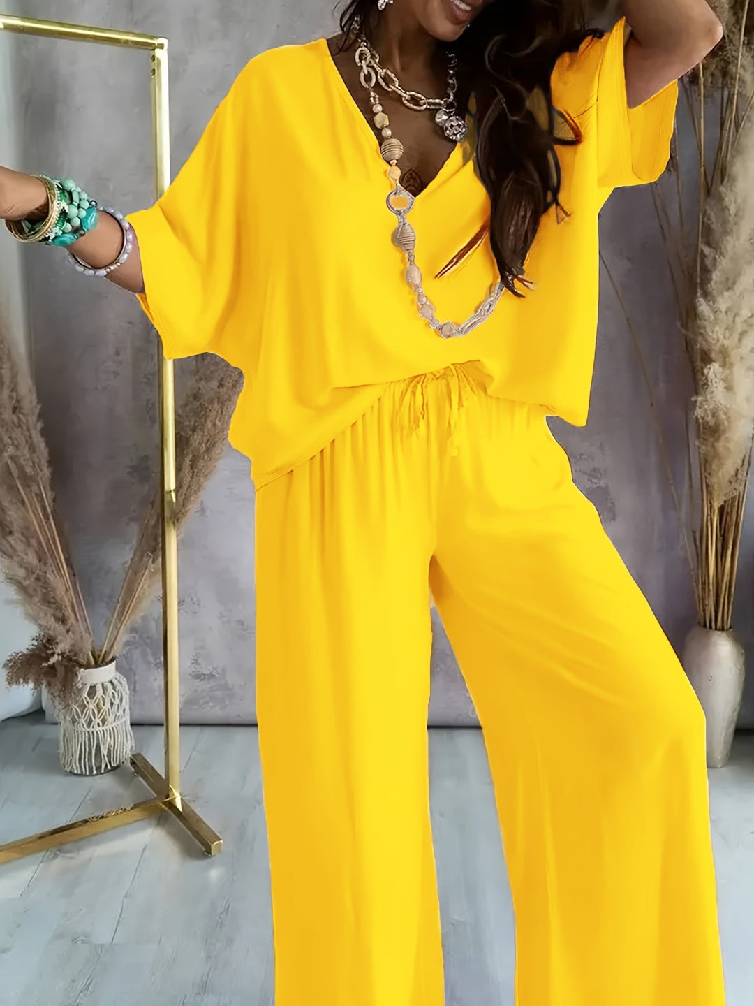 Farah™ - Stylish Plain Women's Two-Piece Set