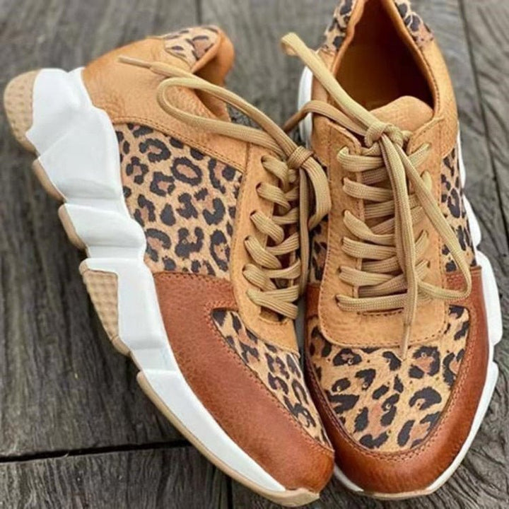 Jessica - Trendy Ergonomic Trainers