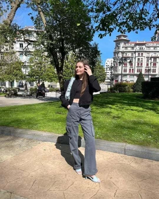 Fiorella - Adjustable Cargo Trousers