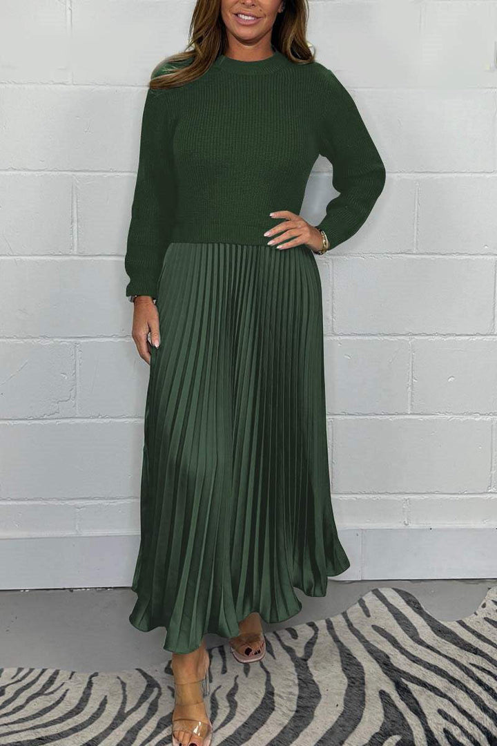 Dorotea - Long Pullover with Pleated Skirt