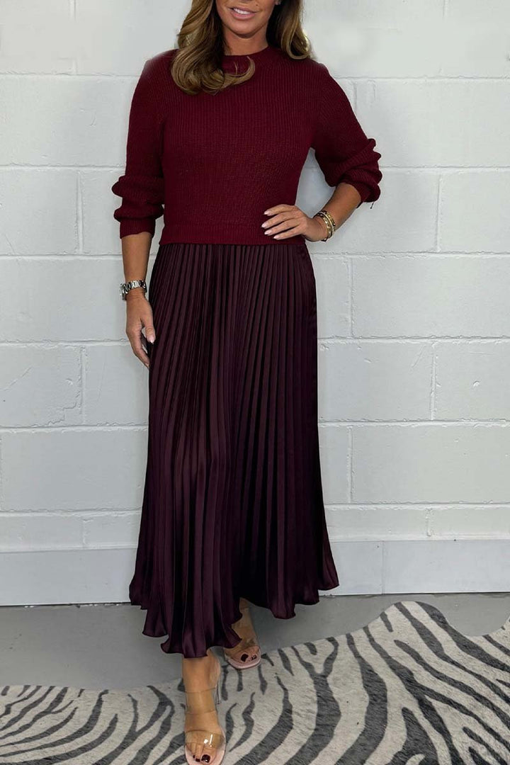 Dorotea - Long Pullover with Pleated Skirt