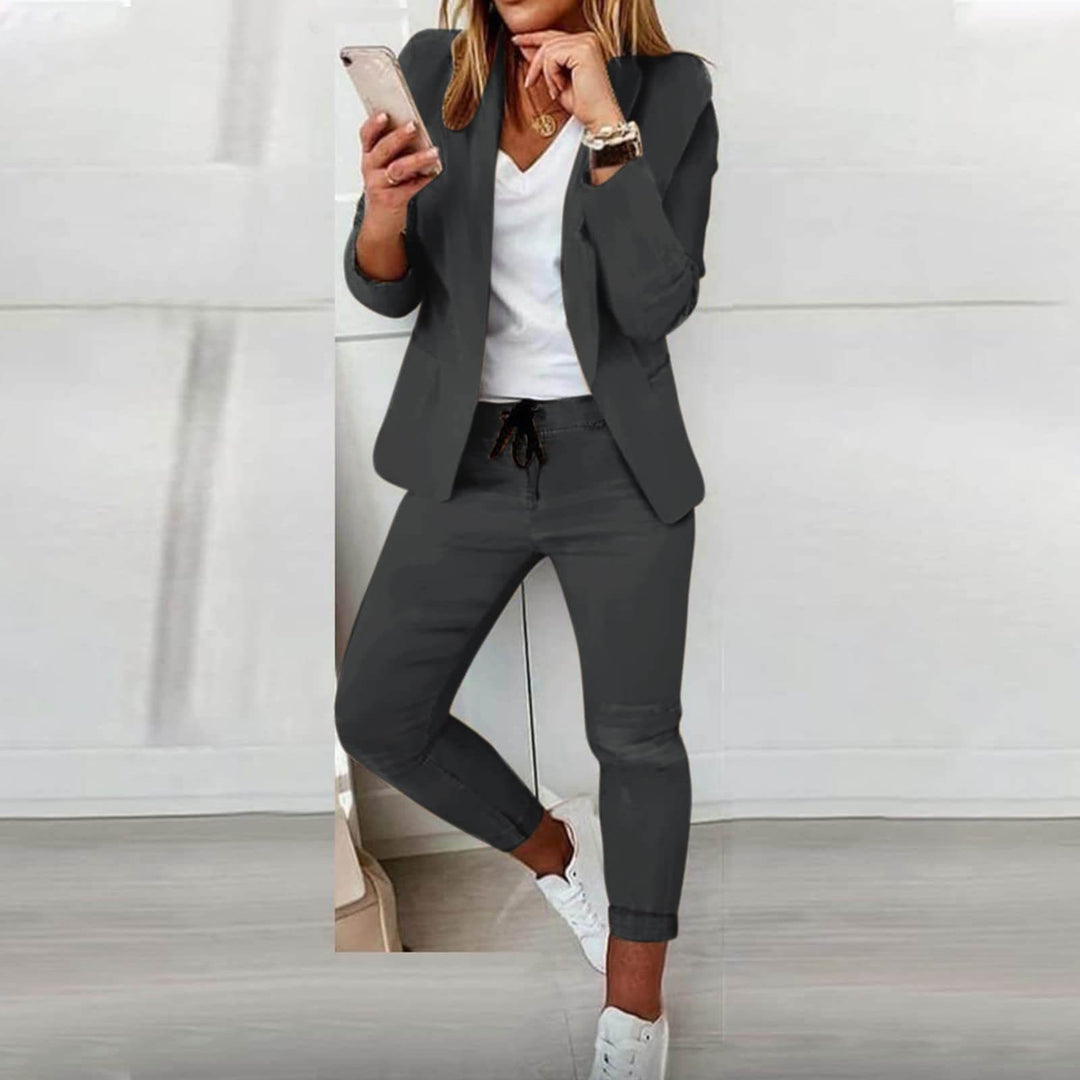 Lily - Stylish Blazer and Trouser Set