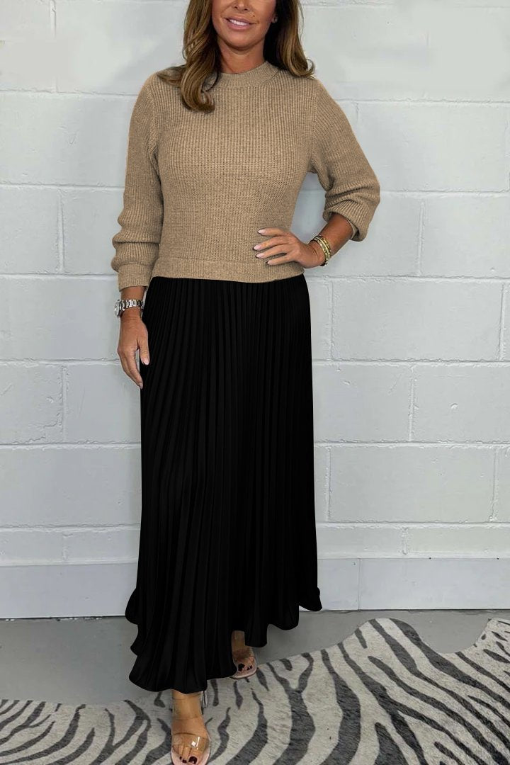 Dorotea - Long Pullover with Pleated Skirt