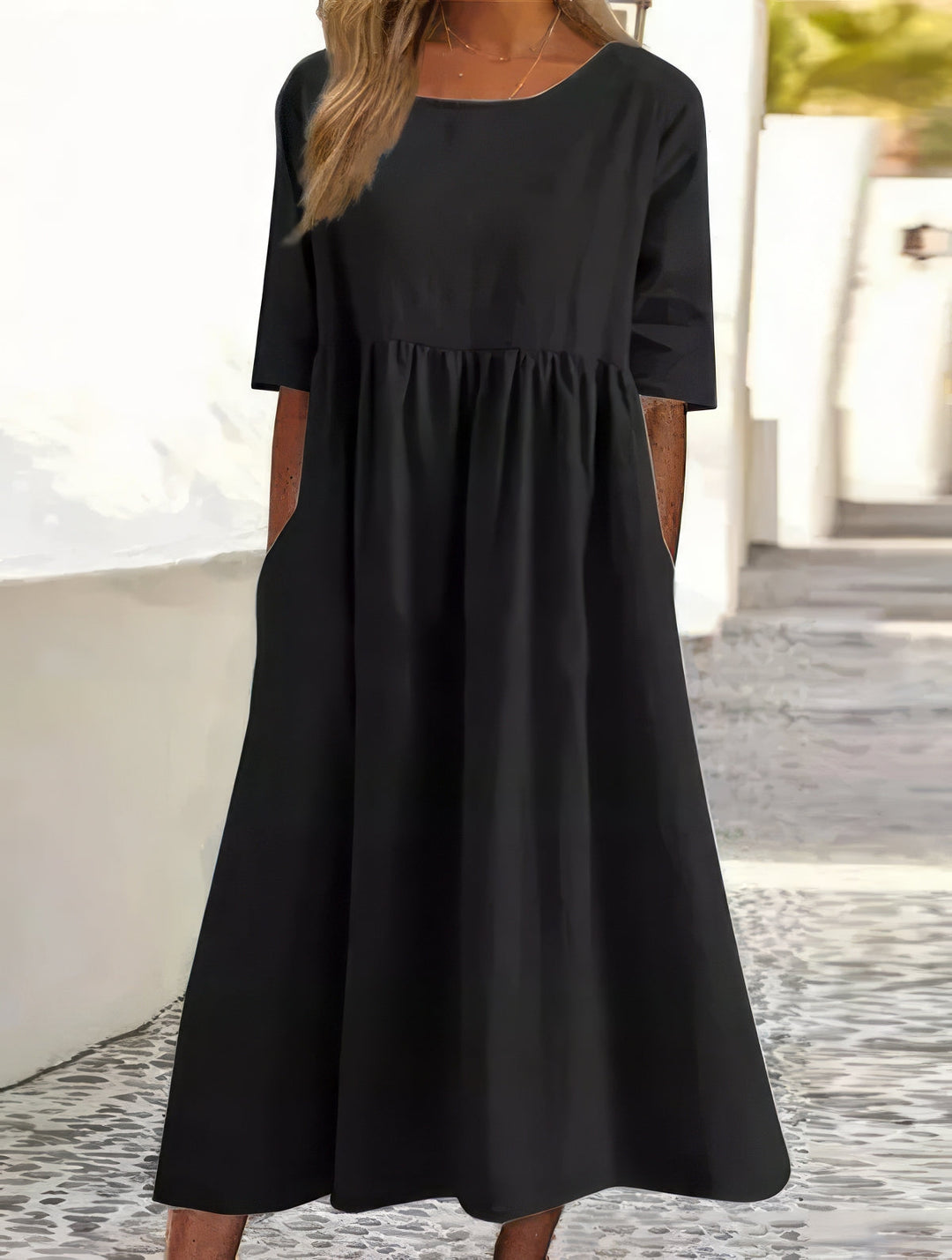 Maikee™ - Cotton Dress with Round Neckline and Pockets